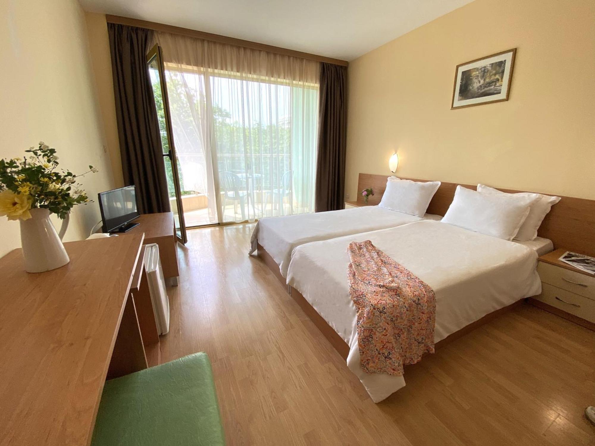 Hotel Palma Goldstrand Exterior foto